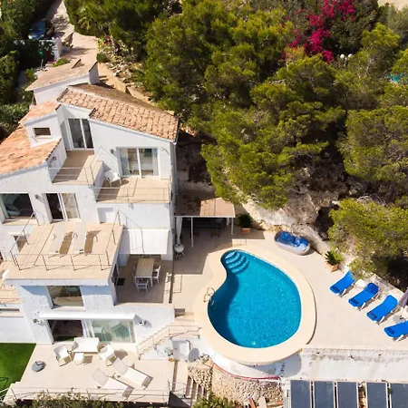Villa Bombon